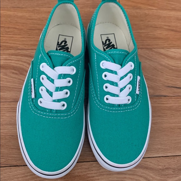 Vans Other - NEW Kids Unisex Vans Size 13